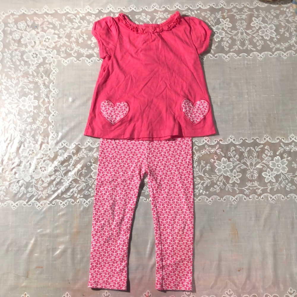 Girls 24 mo Carter’s Pink Outfit
